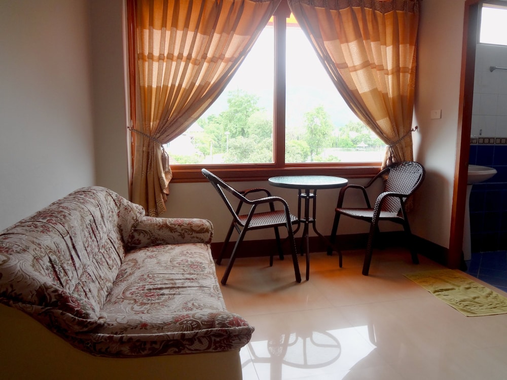 Ngamta Hotel 47/65