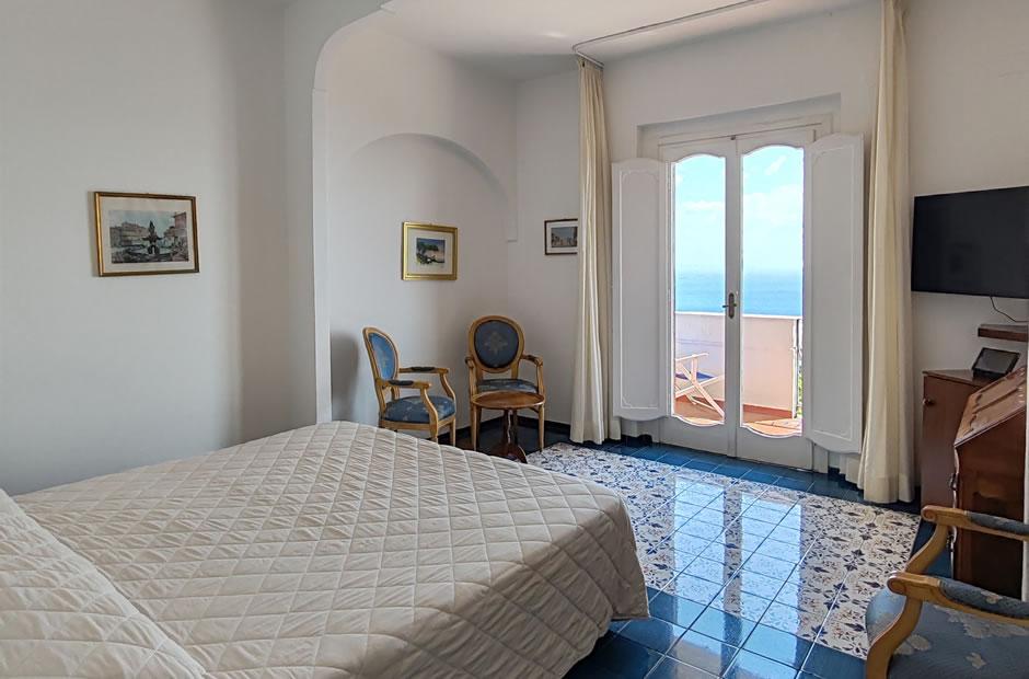 Classic, Double or Twin Bed, Sea View
