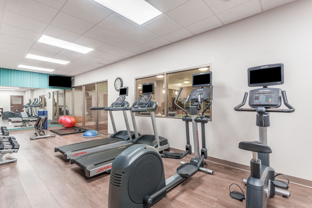 Holiday Inn Express Hotel And Suites Eau Claire North 42/57