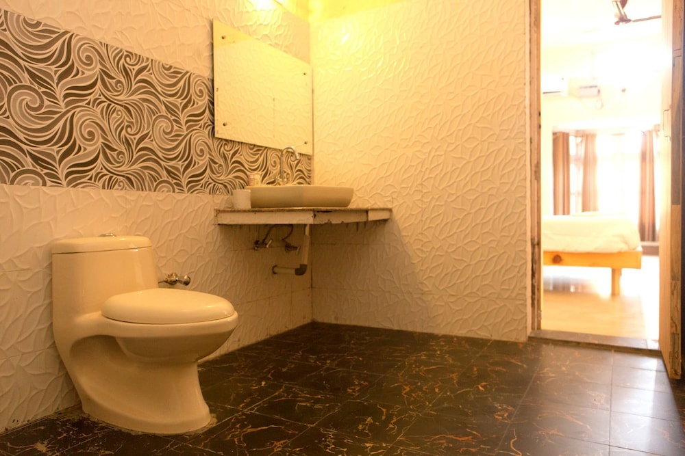 PARWATI WILD ABODE 24/27