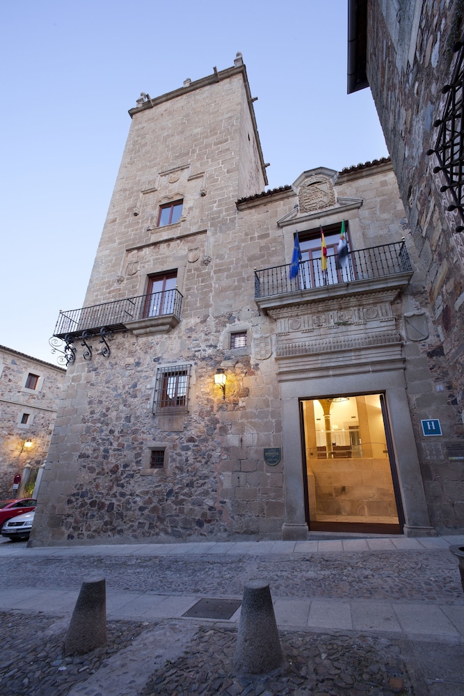 Parador De Caceres 2/63