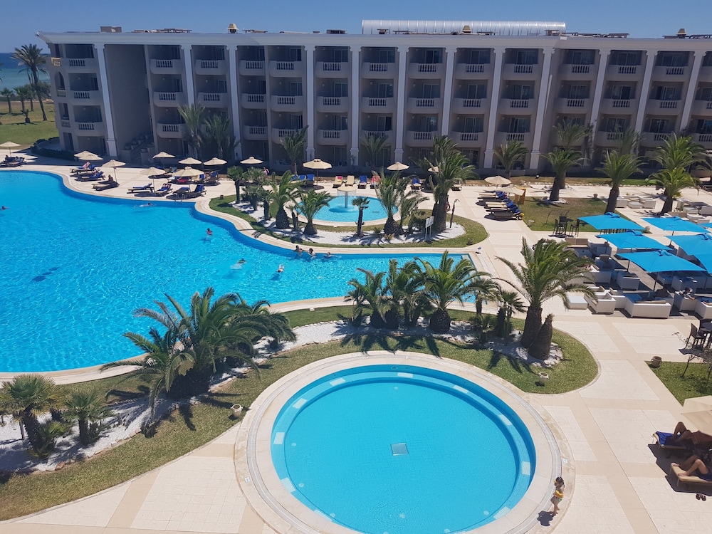 Royal Thalassa Monastir 67/73