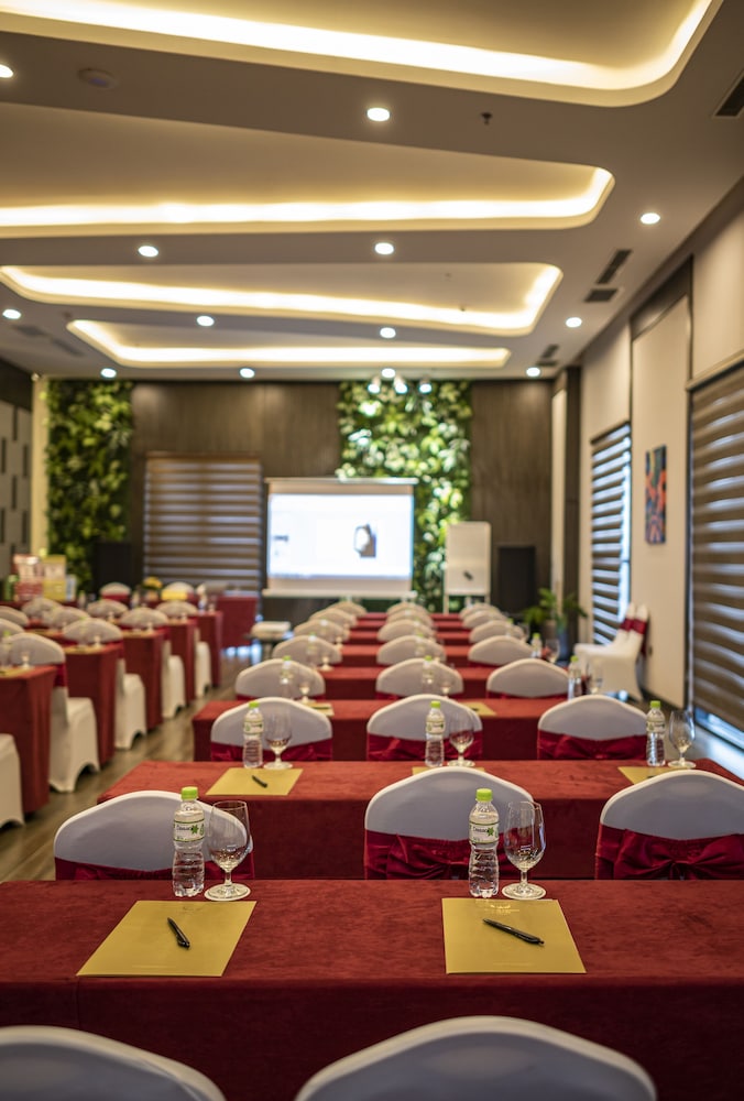 MUONG THANH LUXURY SAI GON 41/50