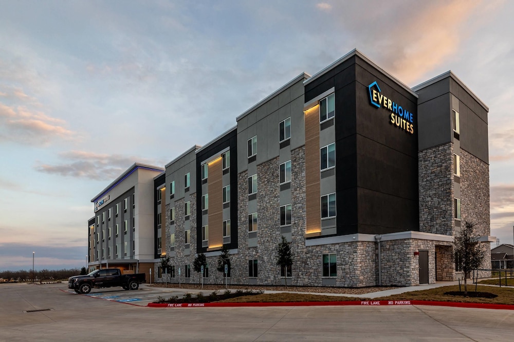 Everhome Suites Bastrop 41/49