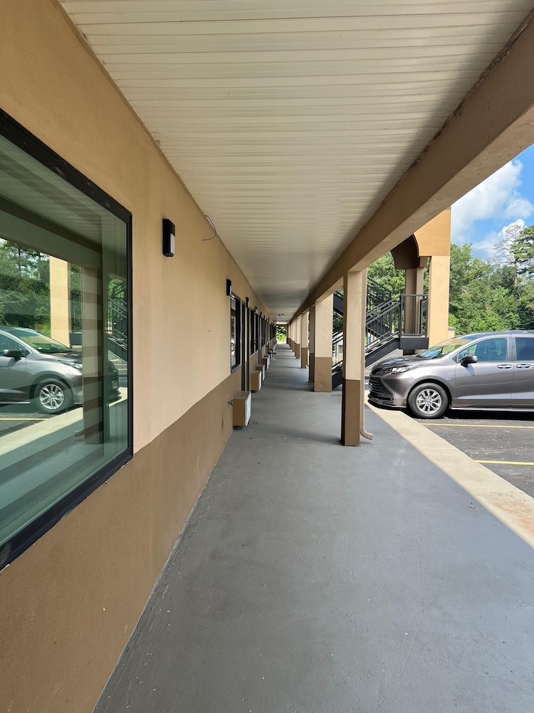 Quality Inn Kinder, LA 23/30
