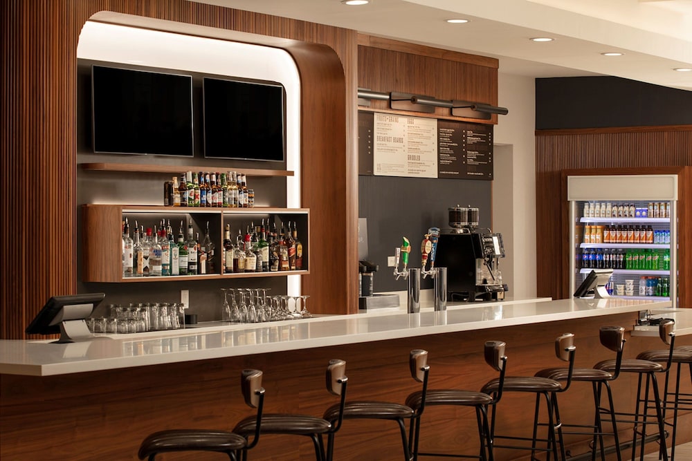 Courtyard By Marriott Houston Kemah 15/20