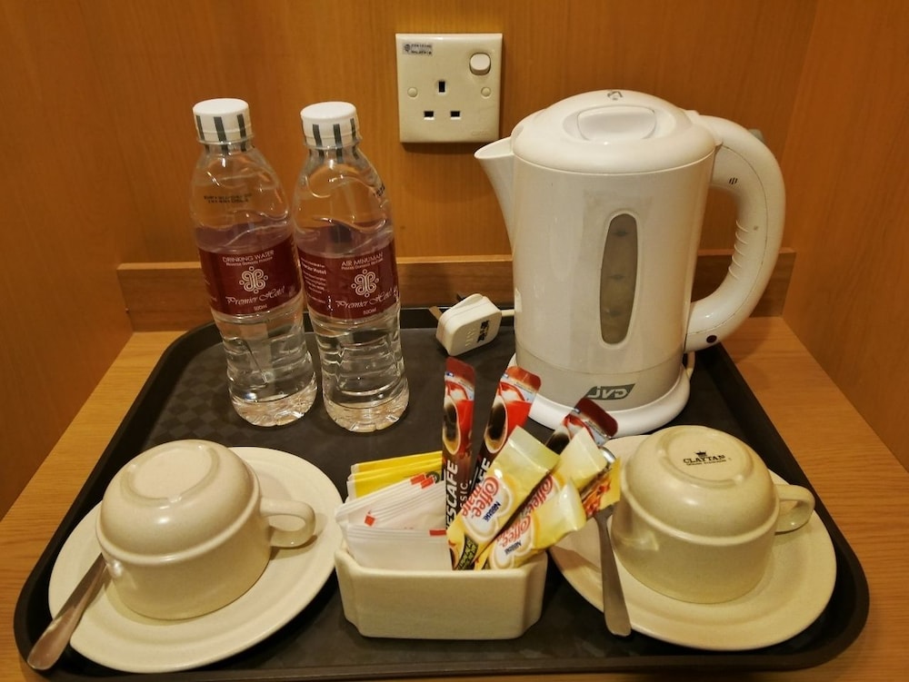 Premier Hotel 13/28