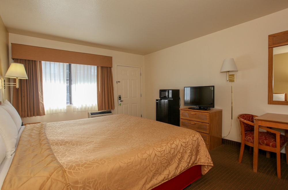 Highland Country Inn 14/55