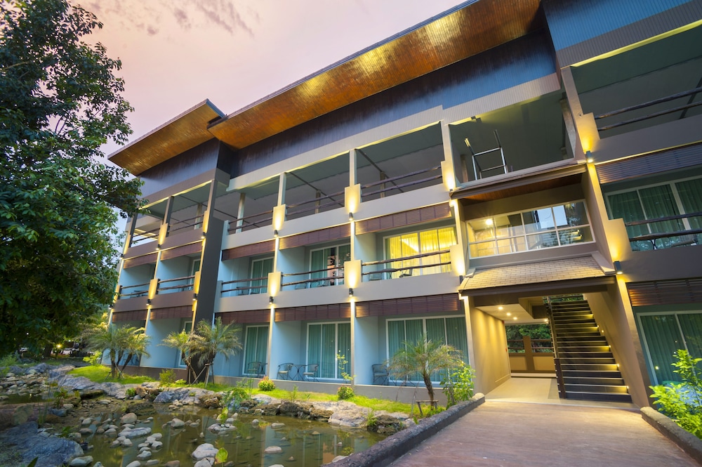 Blues River Resort Chanthaburi 2/64