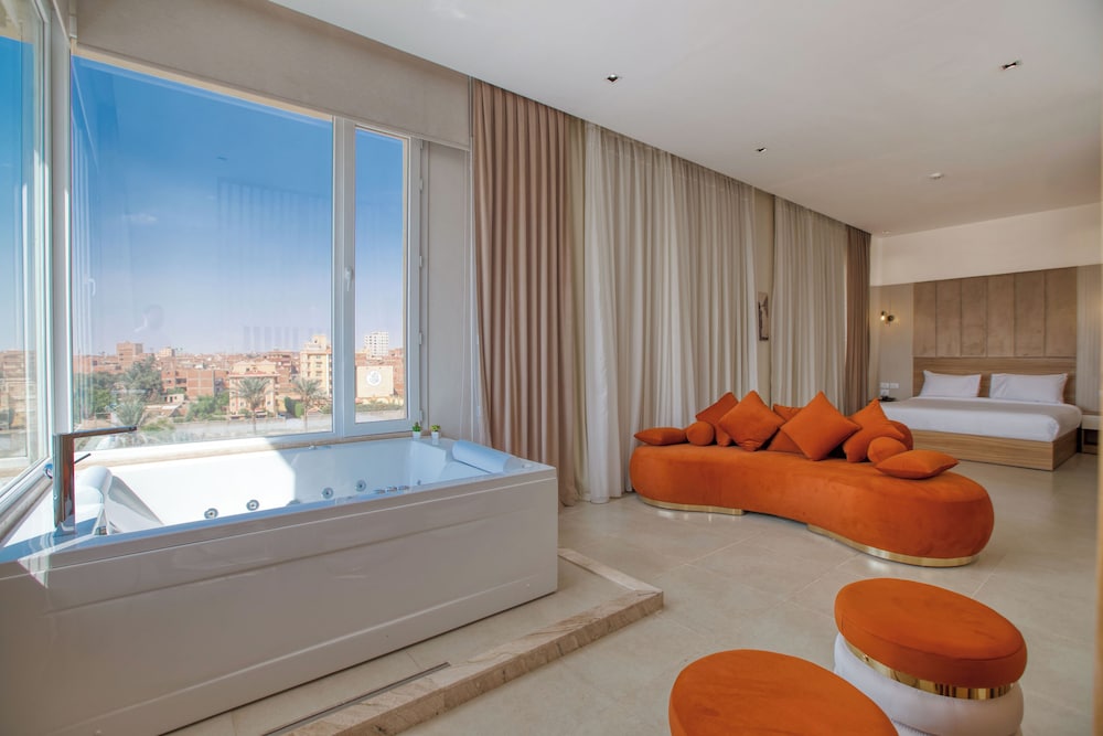 Mazar Pyramids Hotel 36/50