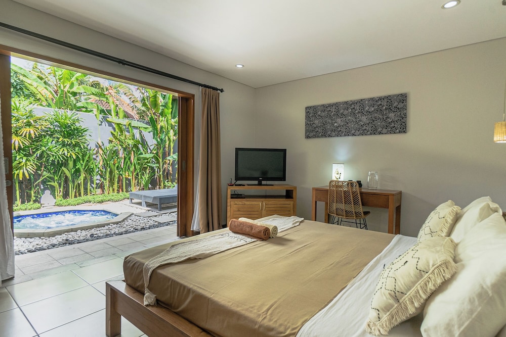 Balinea Holiday Home 13/50