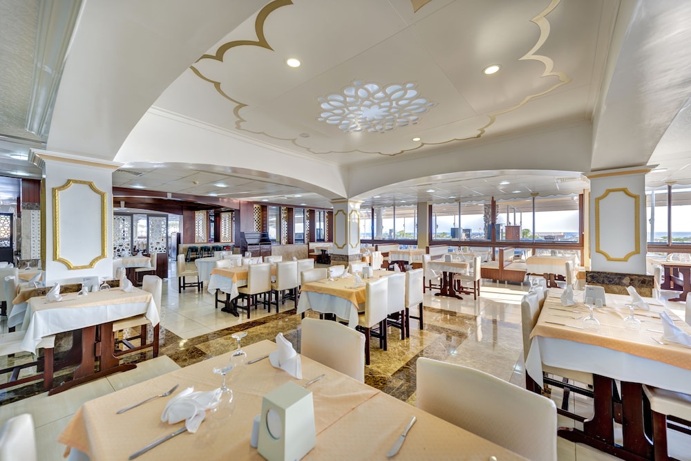 Club Hotel Nena 28/39
