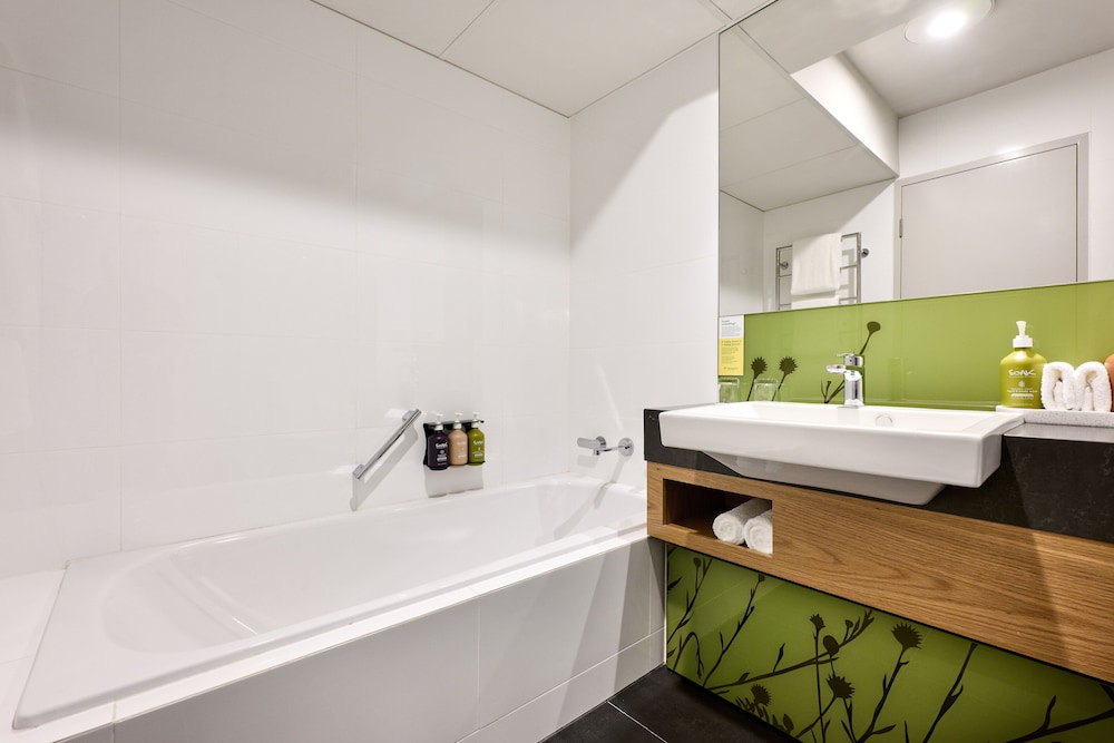 Holiday Inn Perth City Centre 25/78