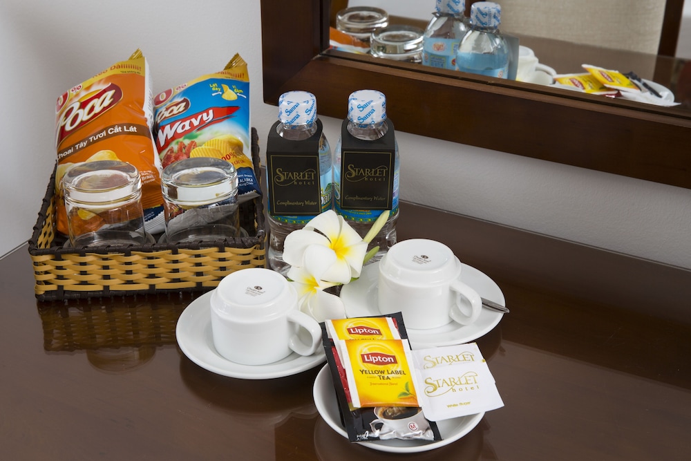 Starlet Hotel 59/64