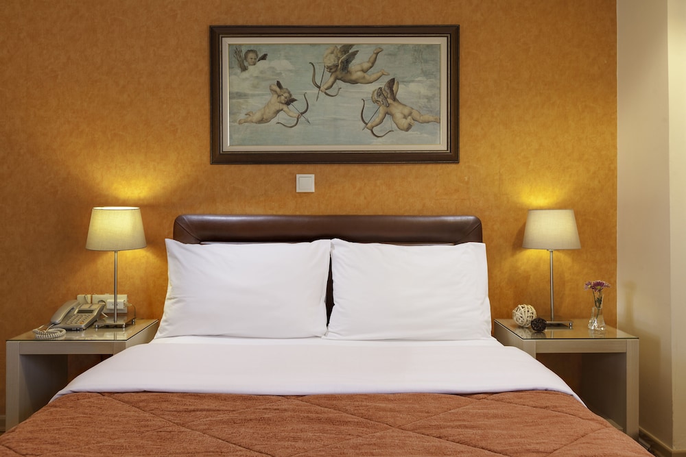 Lilia Hotel Piraeus 13/47