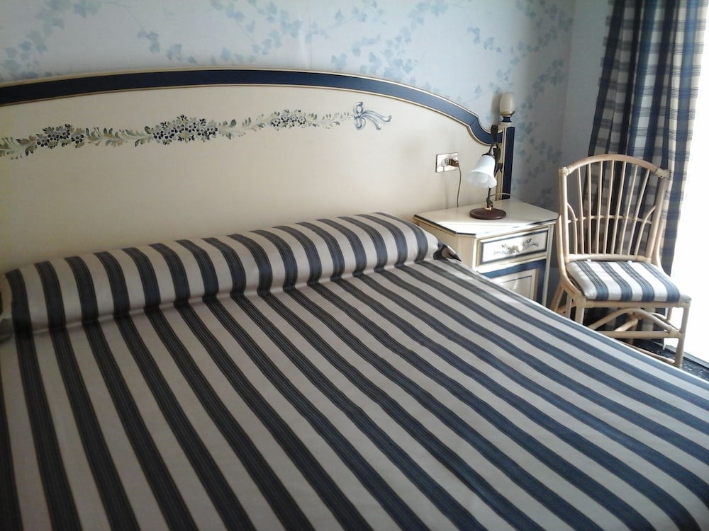 Hotel Morchio 17/39