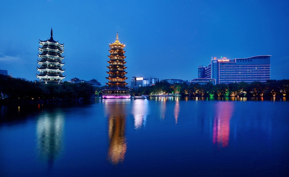 Lijiang Waterfall Hotel 66/71