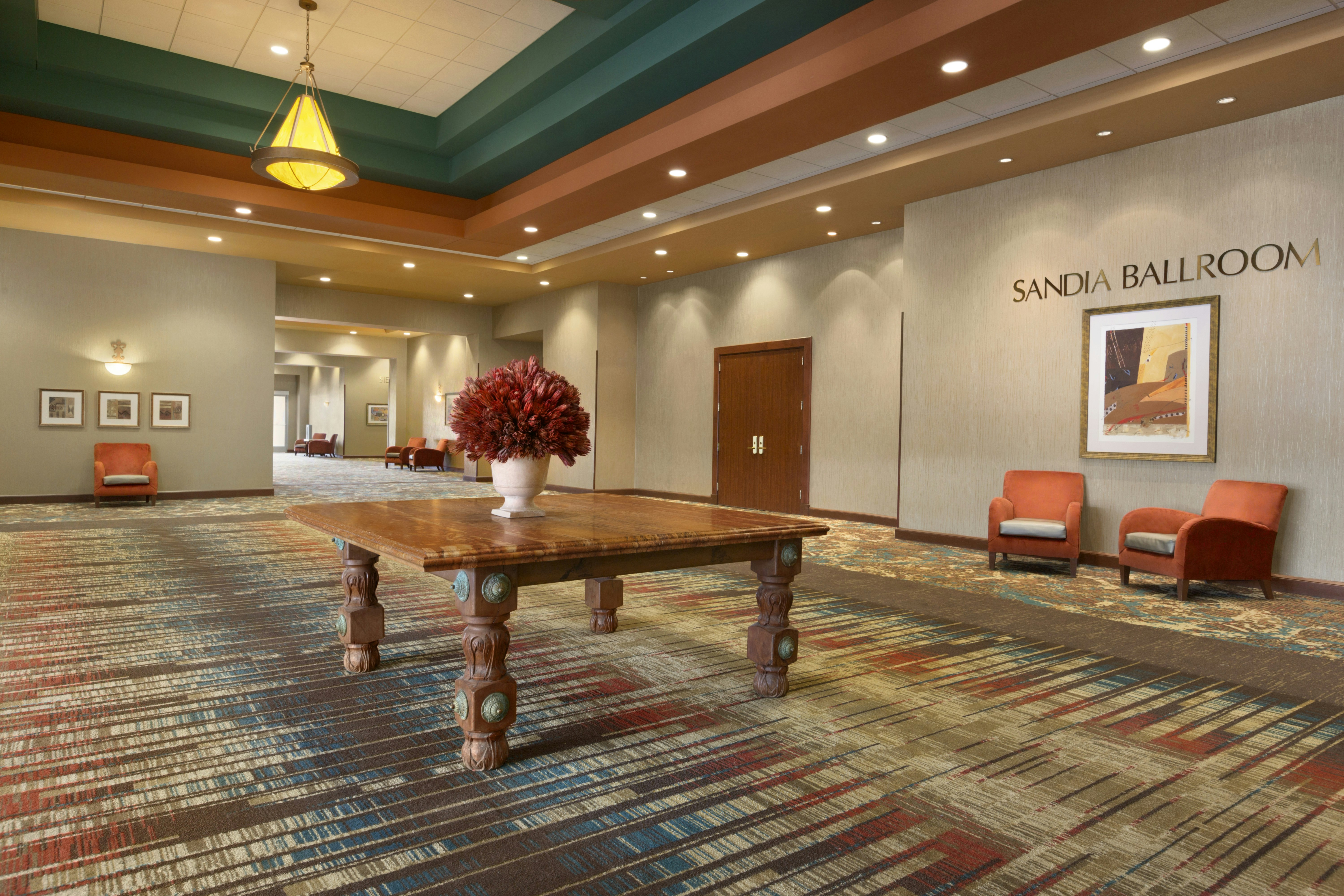 Embassy Suites by Hilton Albuquerque 9/63