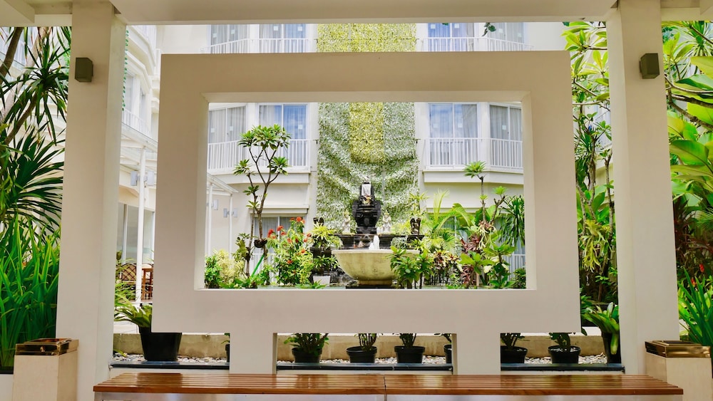 Zia Hotel Kuta 10/62