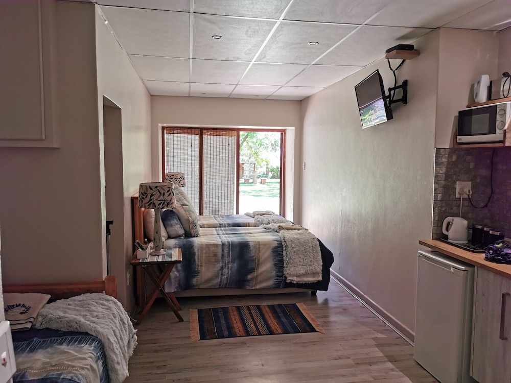 A Cherry Lane Self Catering and B&B 28/50