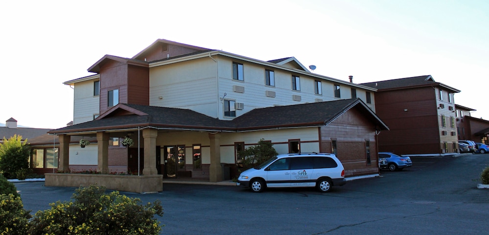 GuestHouse Inn, Suites & Conference Center Missoula 4/81