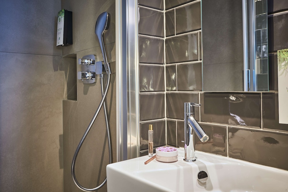 Hotel Campanile Paris Bercy Village 31/31