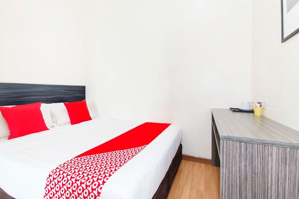 Super OYO 331 I Boutique Hotel 11/16