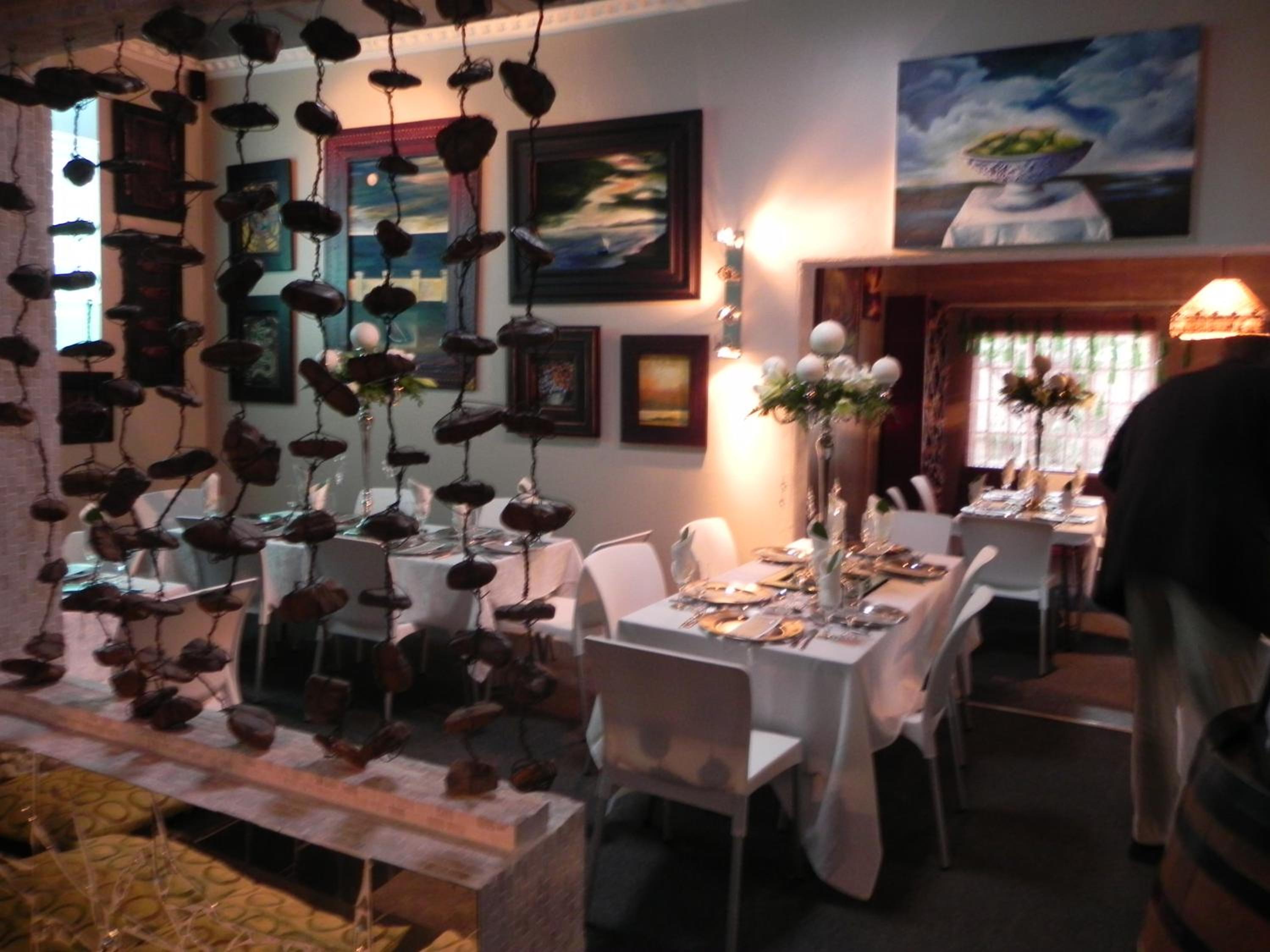 44 On Ennis Guest Lodge And Restaurant 24/27