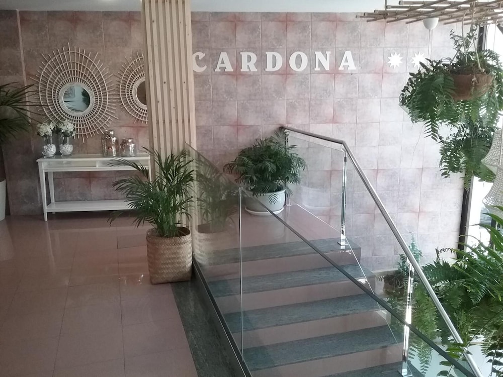 Residencia Cardona 3/57