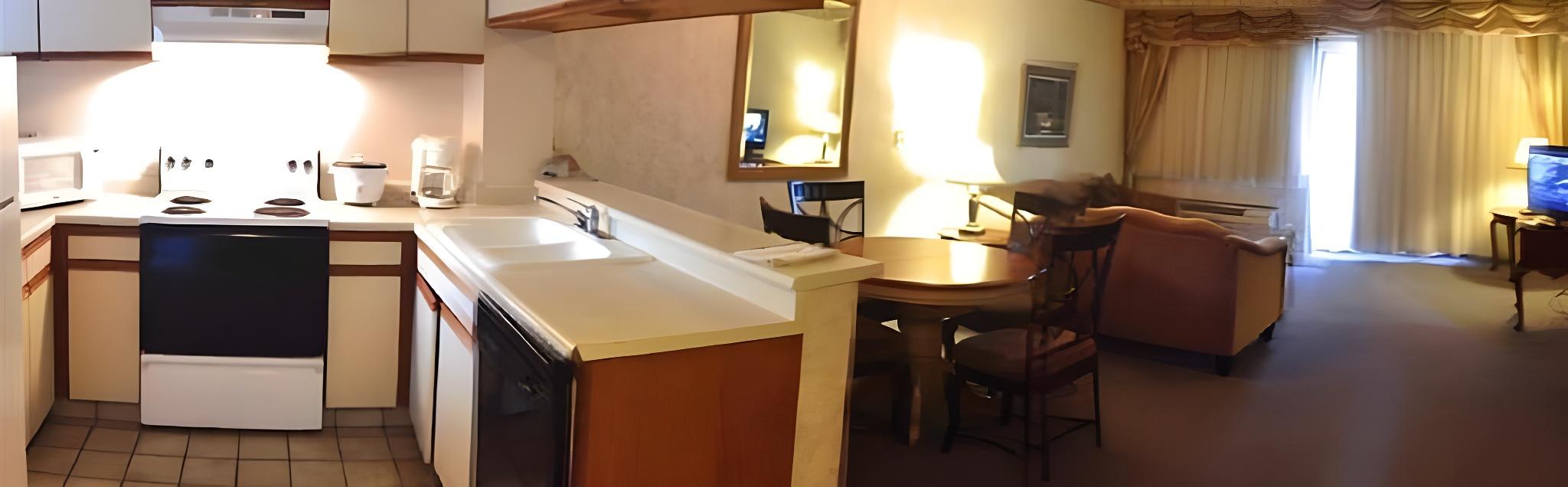 Guam Airport Hotel 5/33