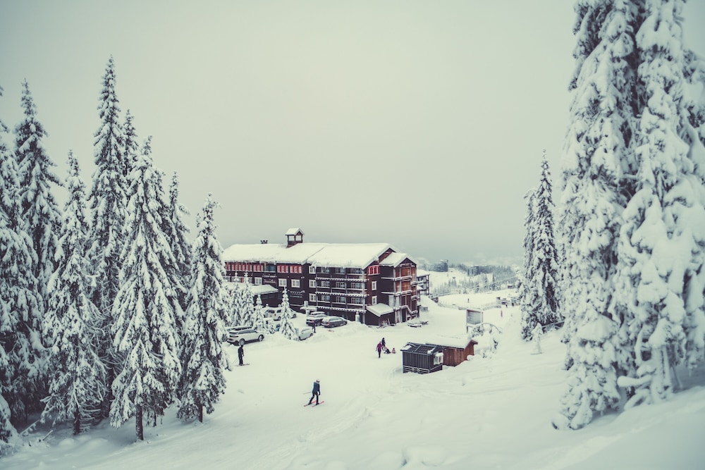 Gudbrandsgard Hotel 49/50
