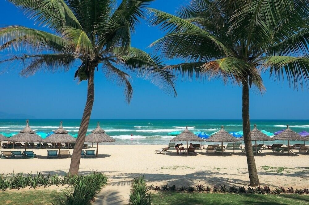 Nesta Hotel Danang 43/50