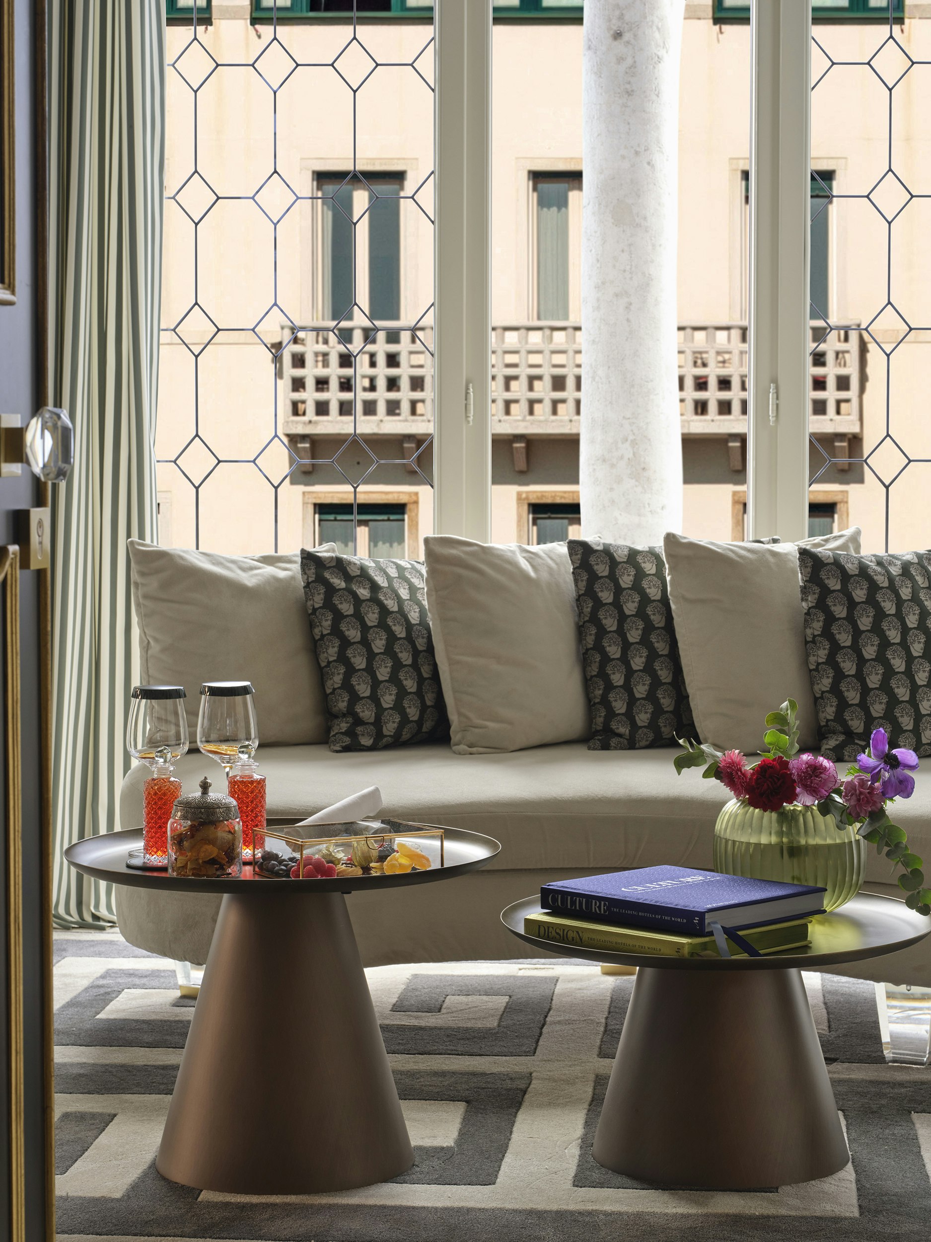 Hotel Violino D'Oro 89/107
