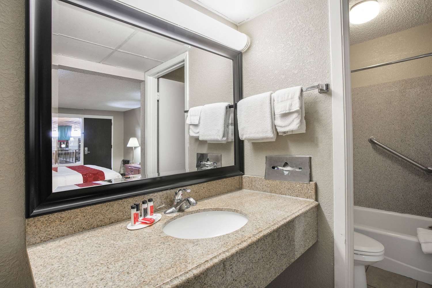 Ramada By Wyndham Odessa Near University Of Texas Permian 37/39