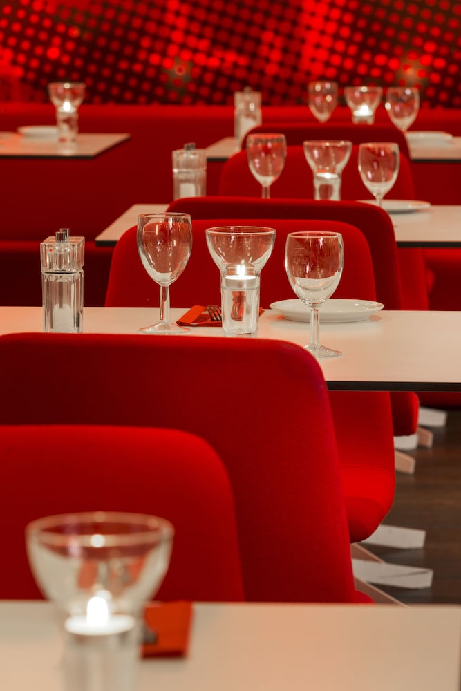 Park Inn By Radisson Cardiff City Centre 44/52