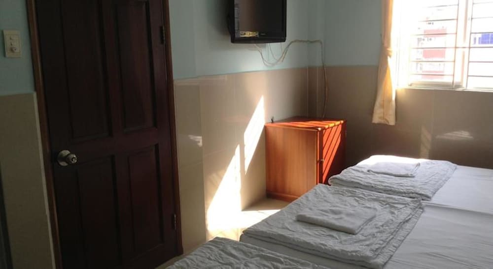 RedDoorz Marieline 2 Hotel 25/43