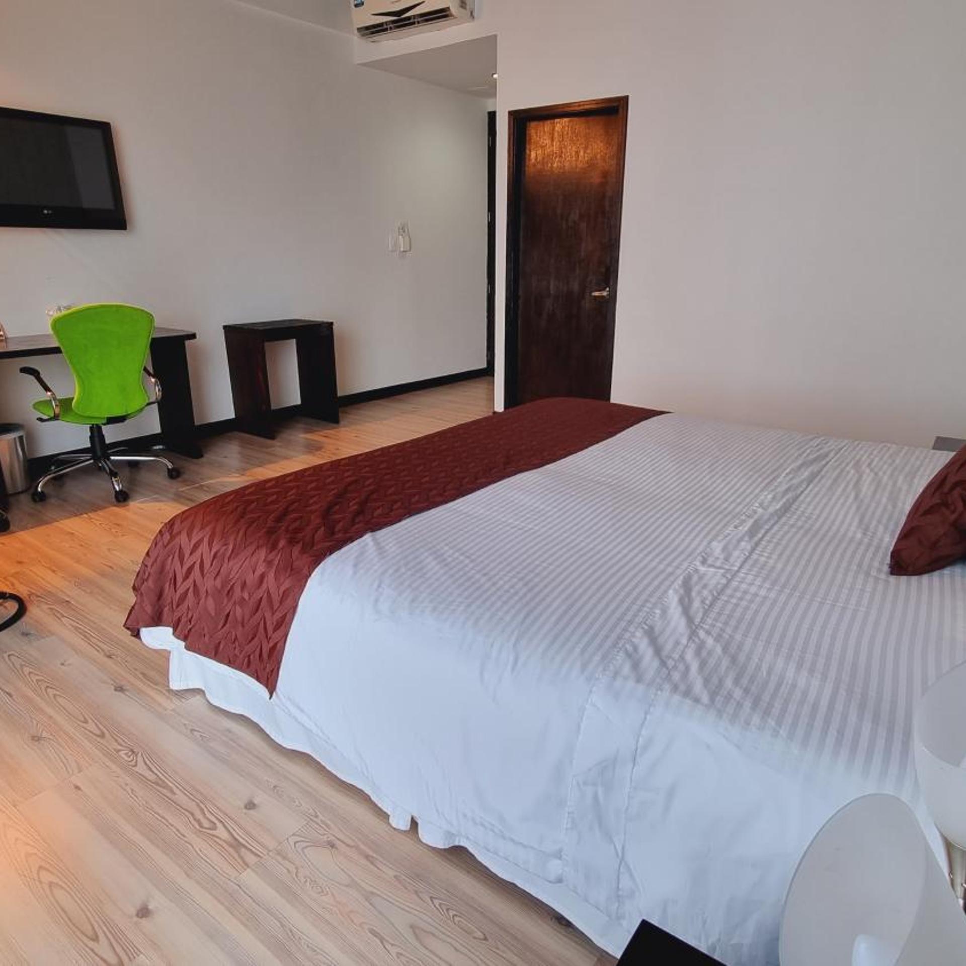 Hotel Habitat Suite 16/50