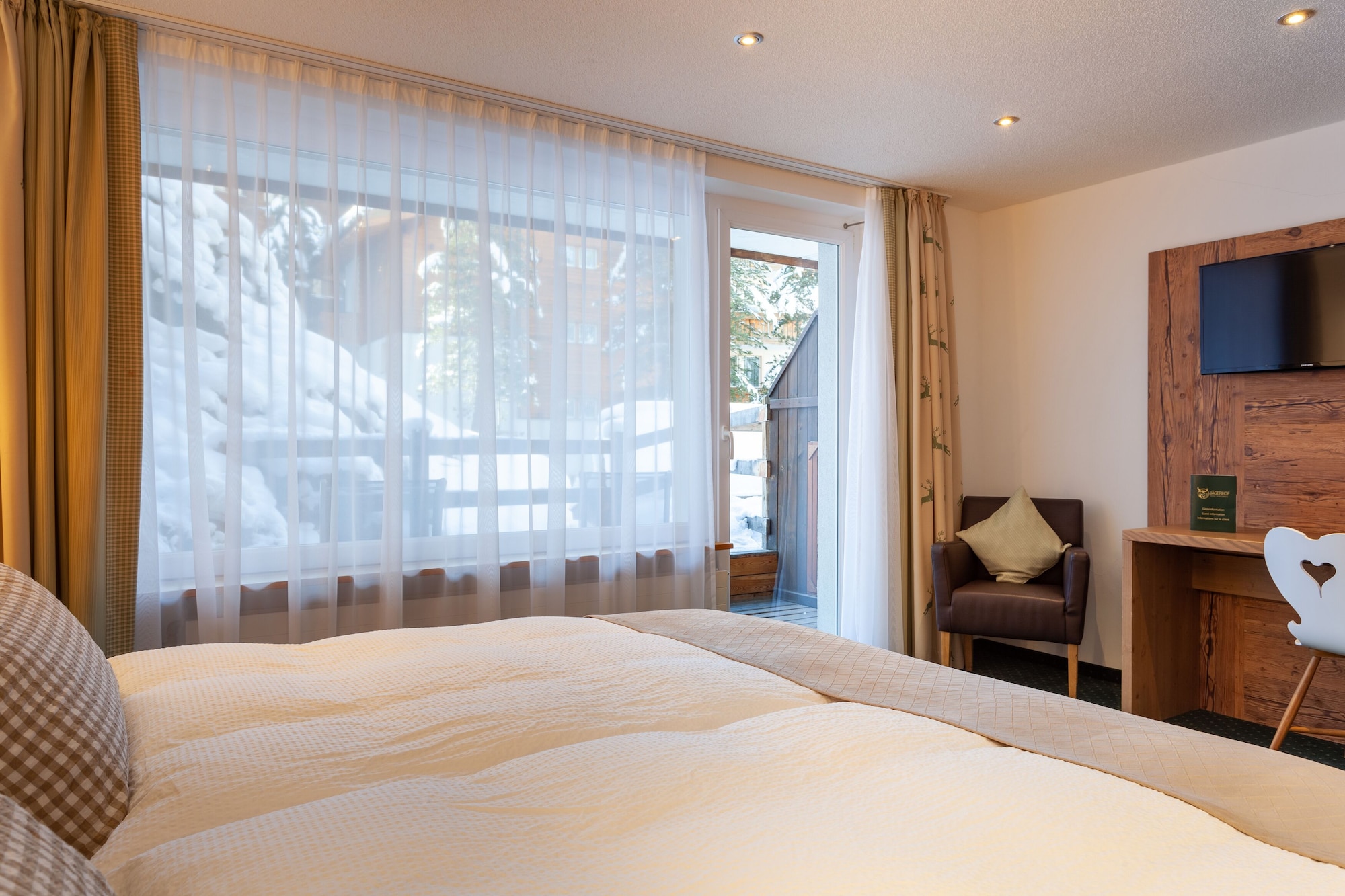 ALPINE, DOUBLE BED