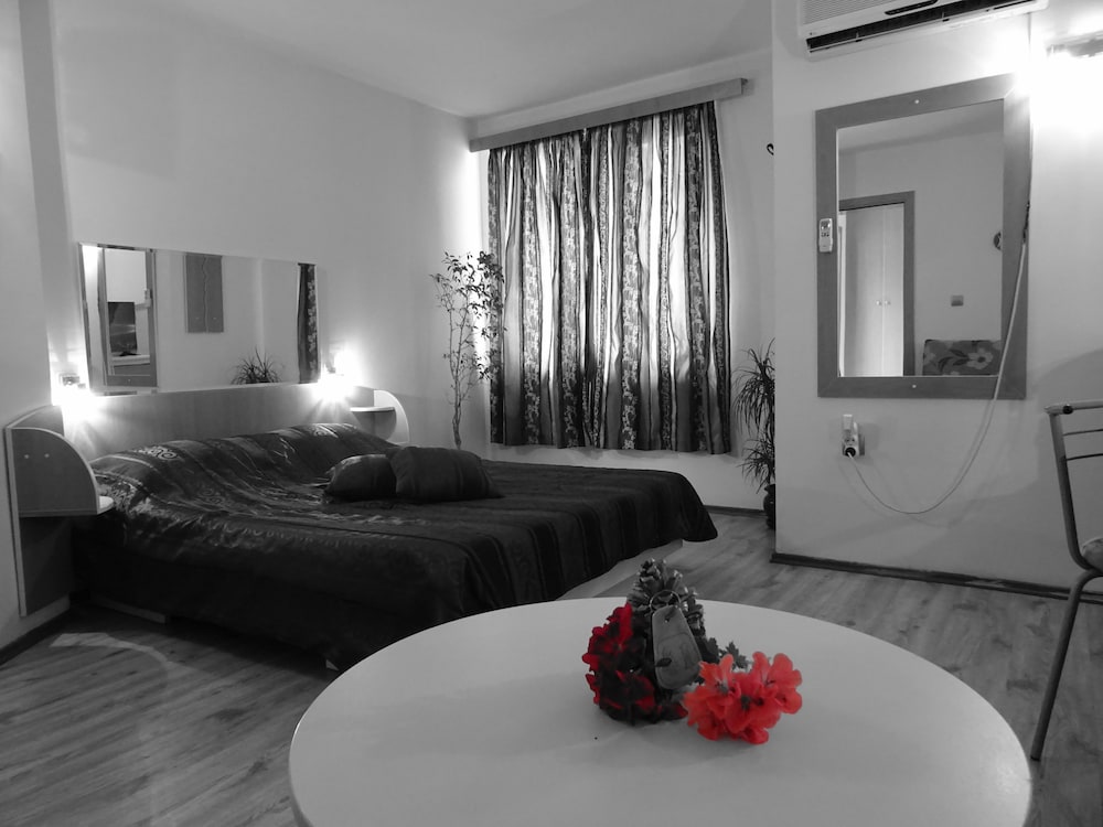 Hotel Color Varna Center 35/54