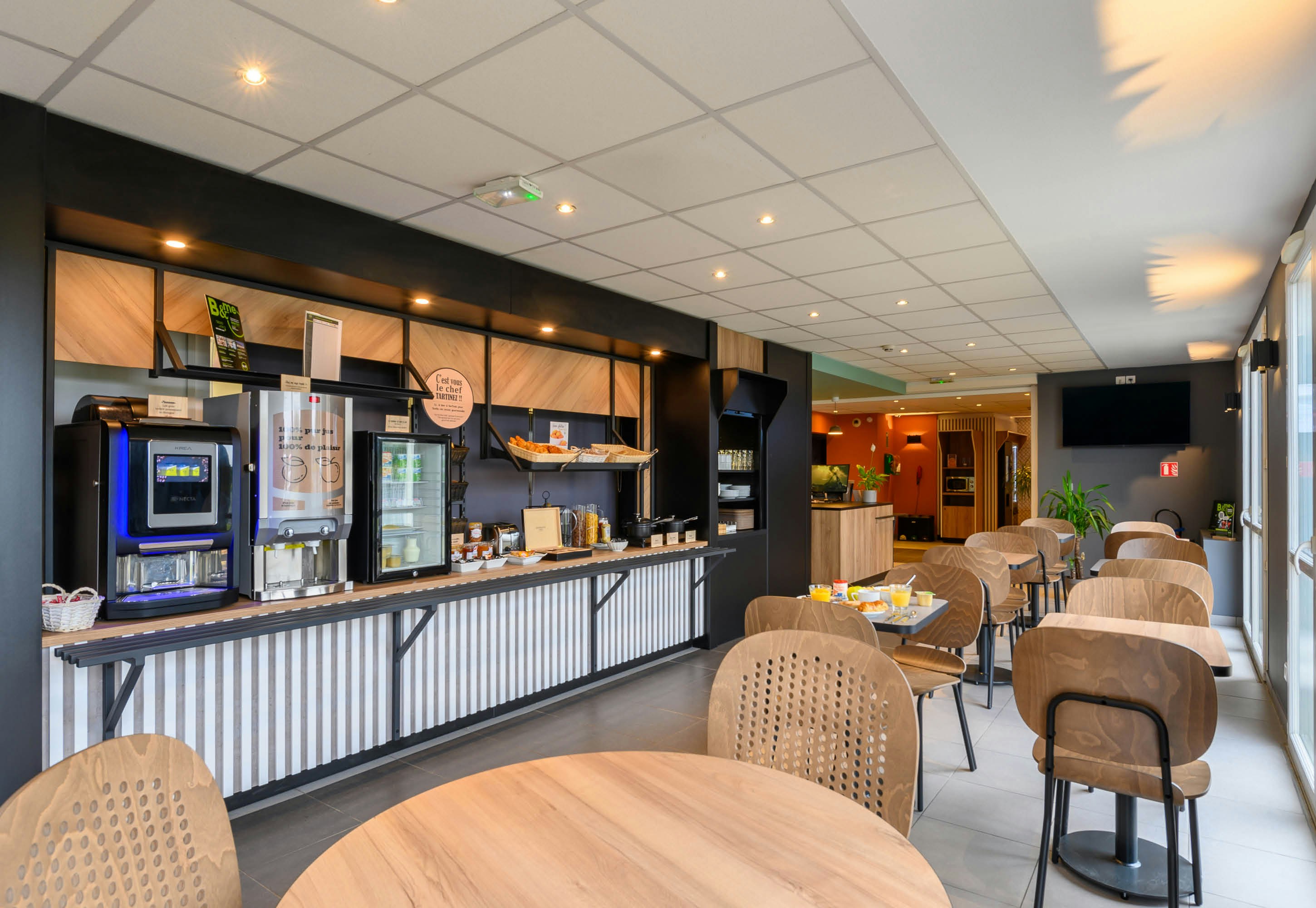 B&B HOTEL Compiegne Thourotte 20/30