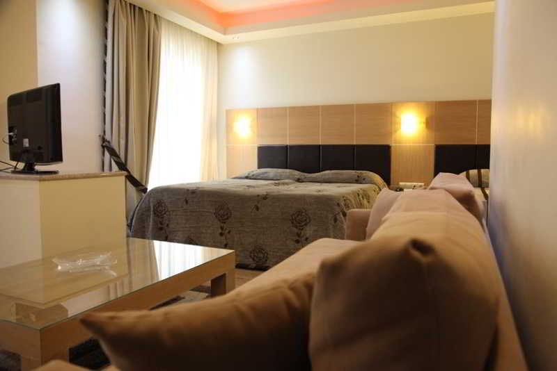HOTEL PANTELIDIS 10/50