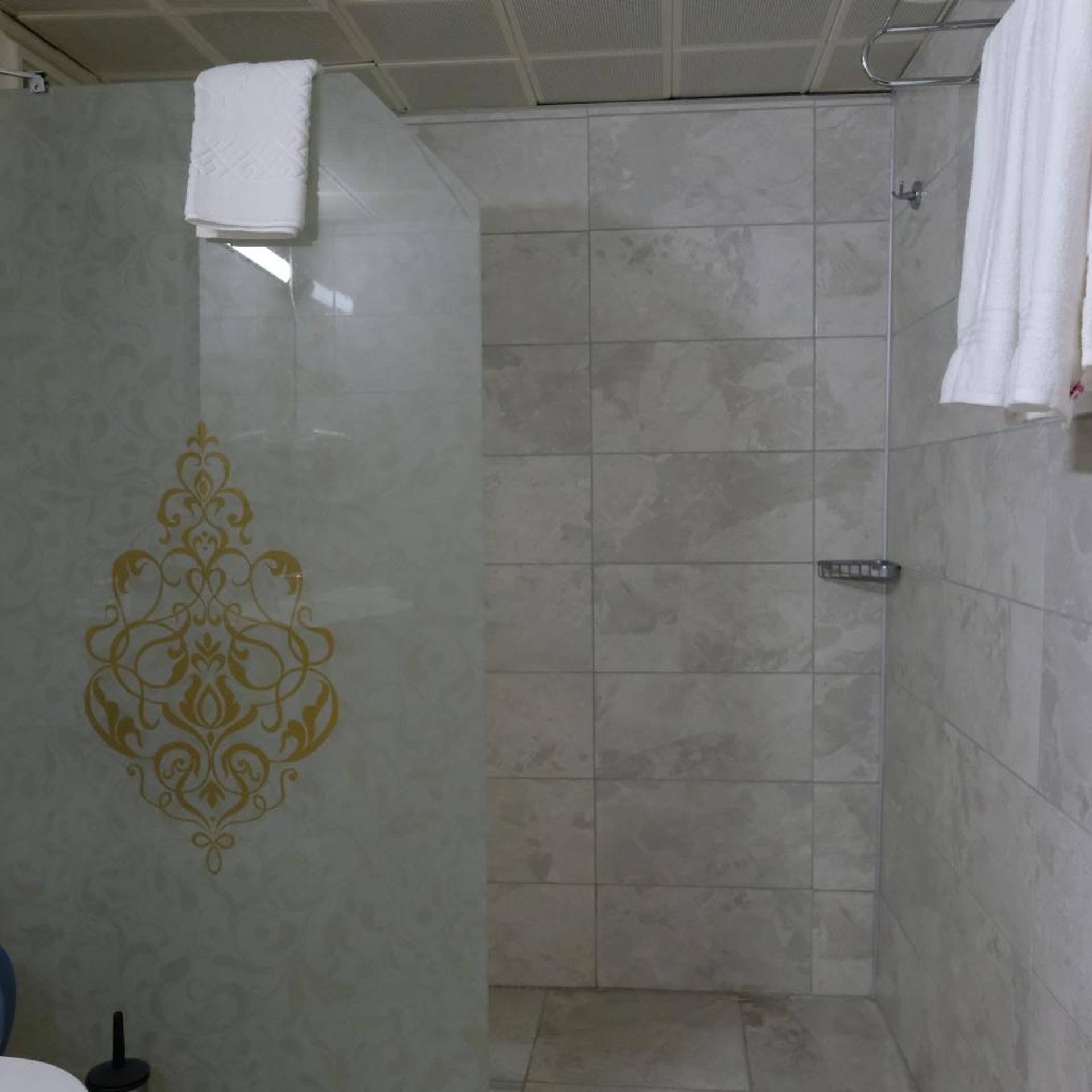 EMIN KOCAK HOTEL 75/75