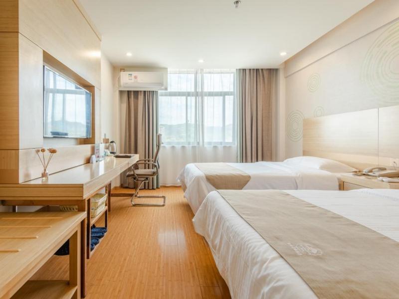 GREENTREE INN LIUAN HUOSHAN COUNTY YINGJIA AVENUE HOTEL 17/50