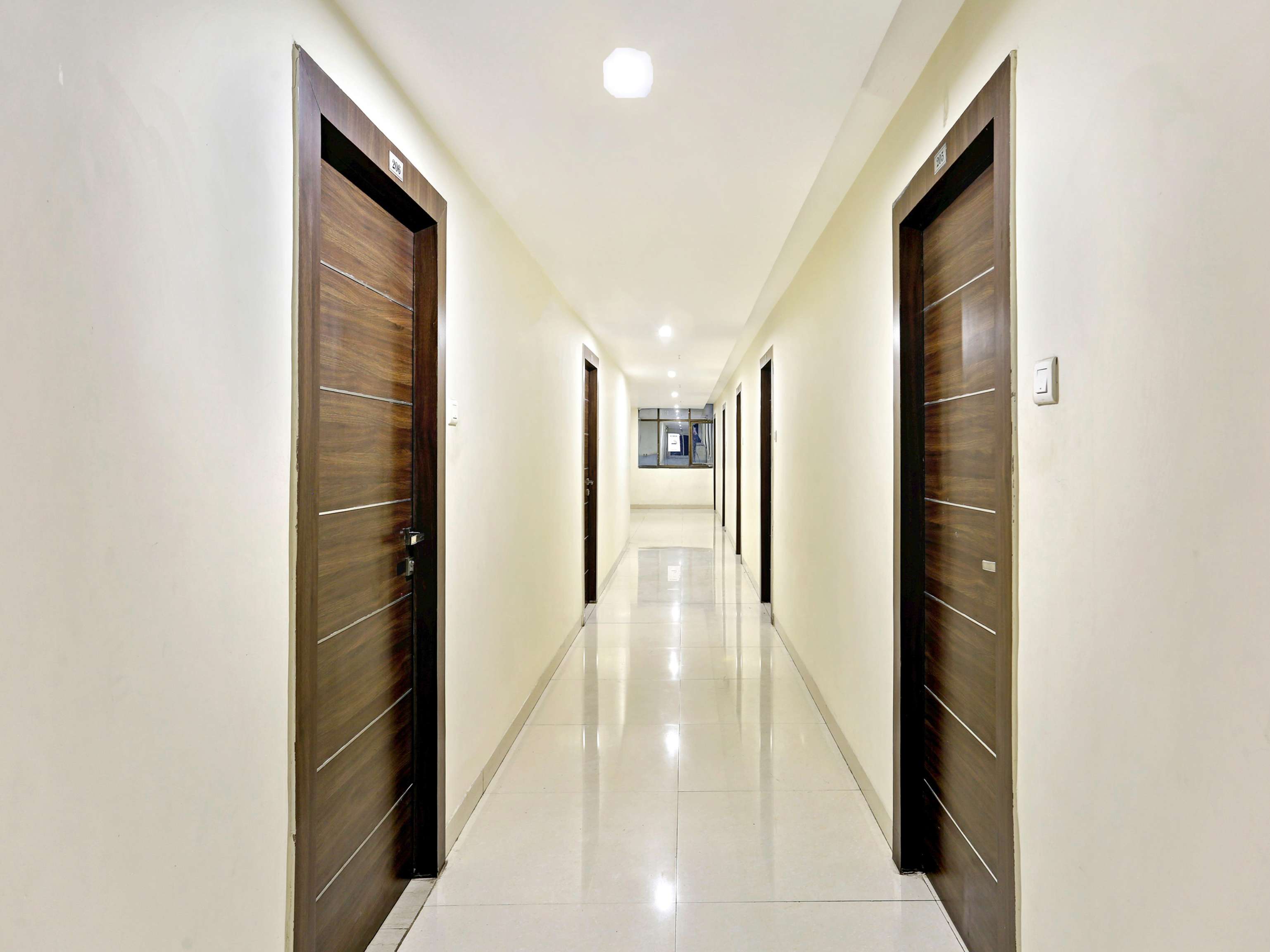 OYO 9003 Deccan Inn 38/42