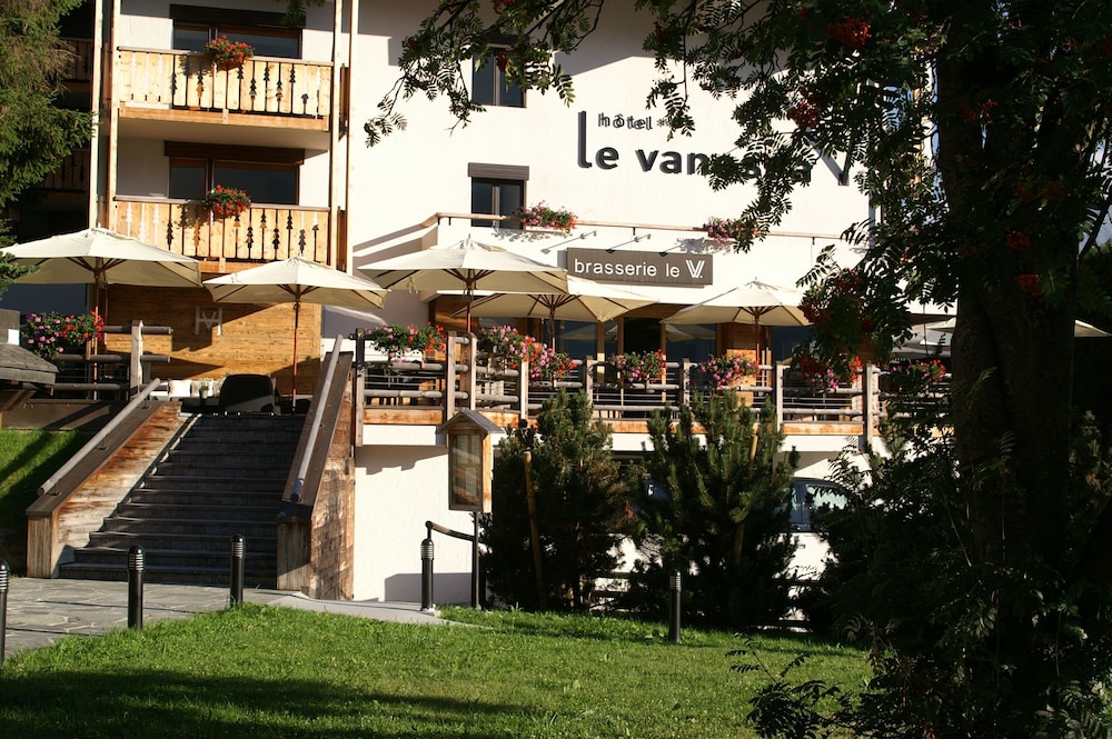 Hotel Vanessa 30/36