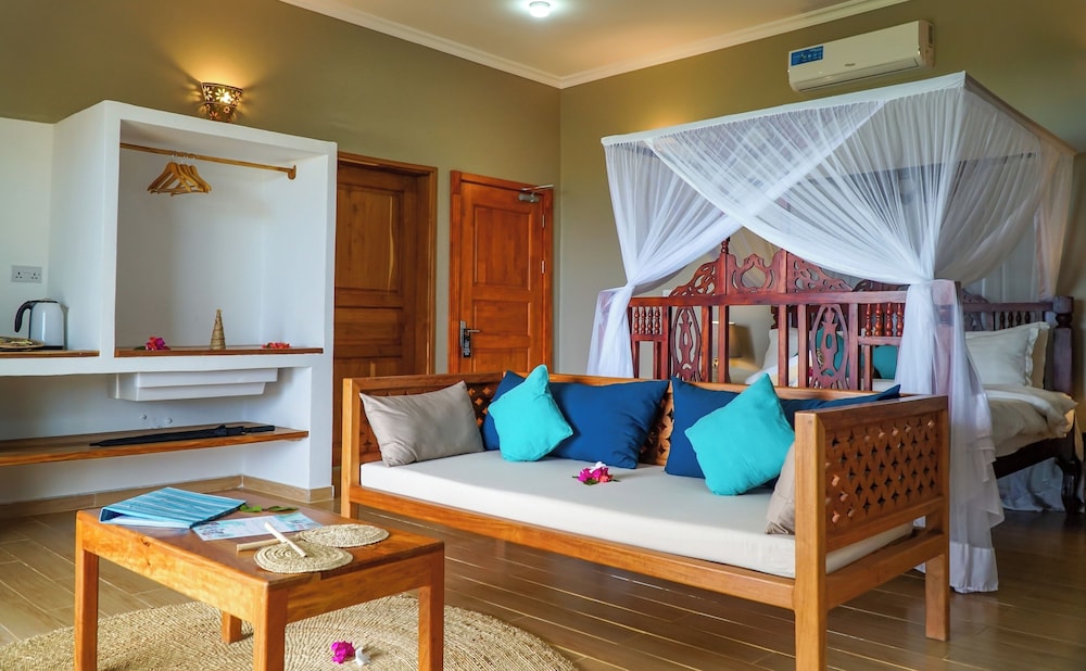 Raffia Beach Aparthotel 15/50