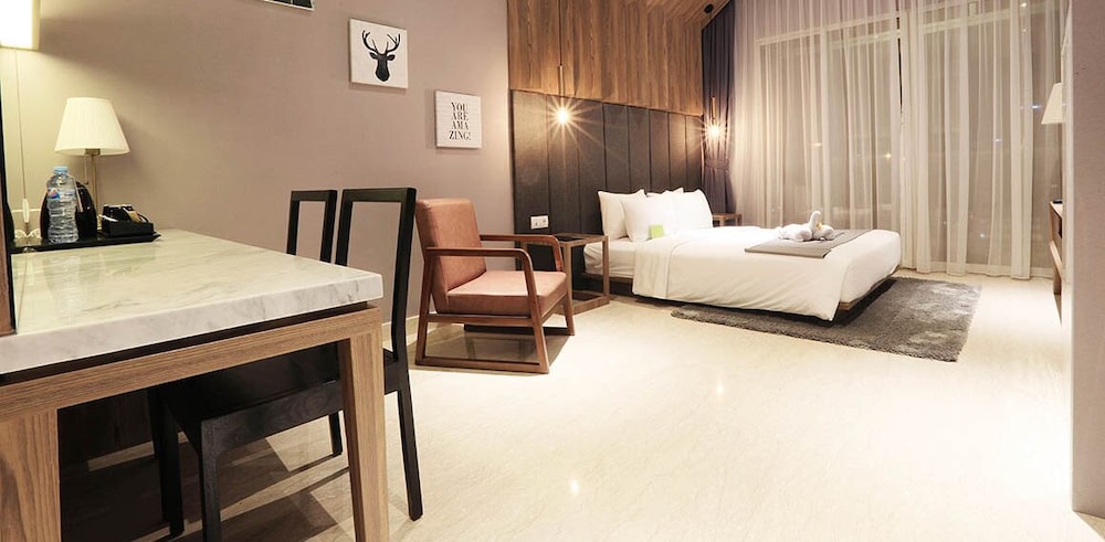Menteng Park Exclusive Emerald 9/68