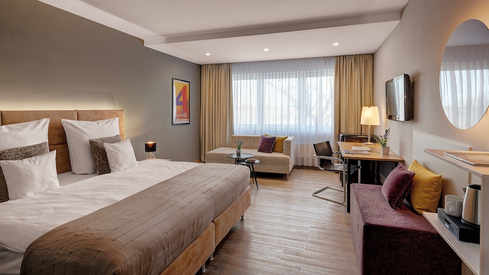 Hotel Central Hof 9/58