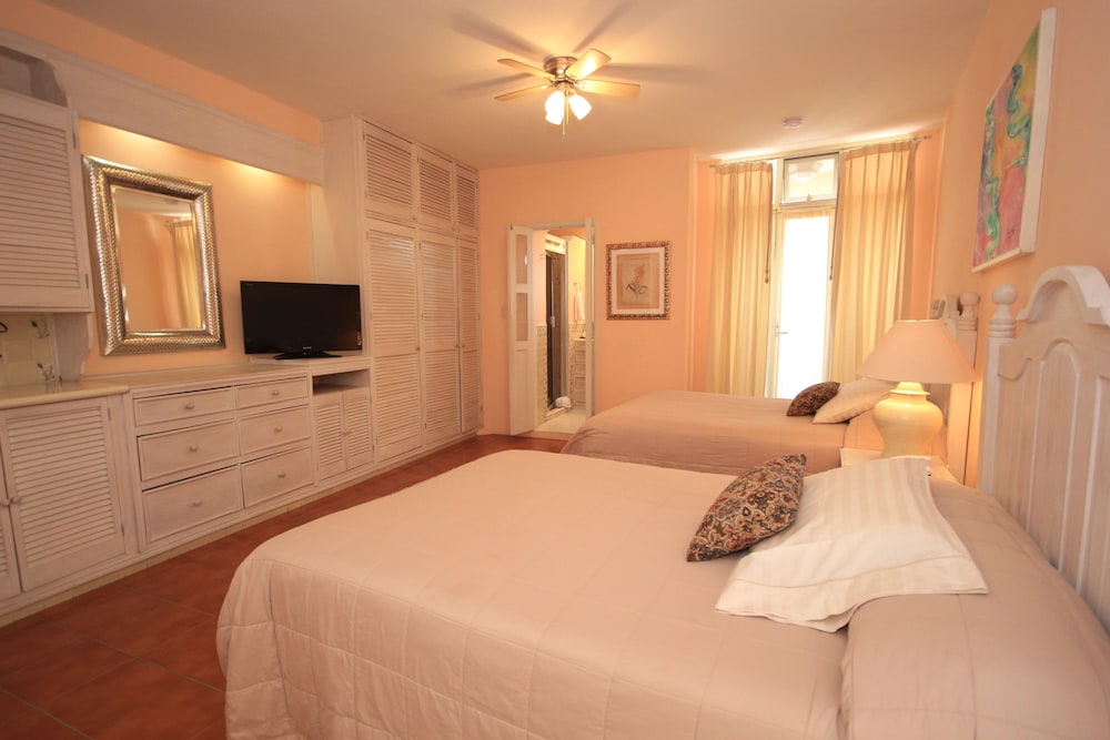 Villa Mirasol Hotel 22/74