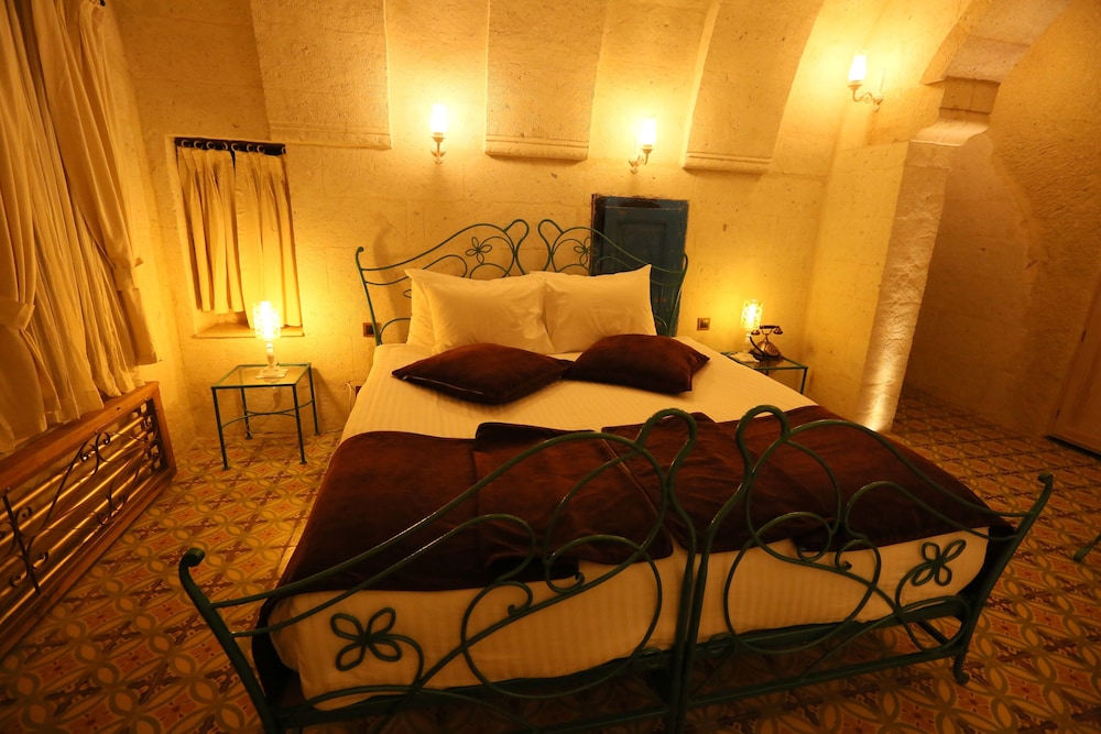 Tafoni Houses Cave Hotel 18/78
